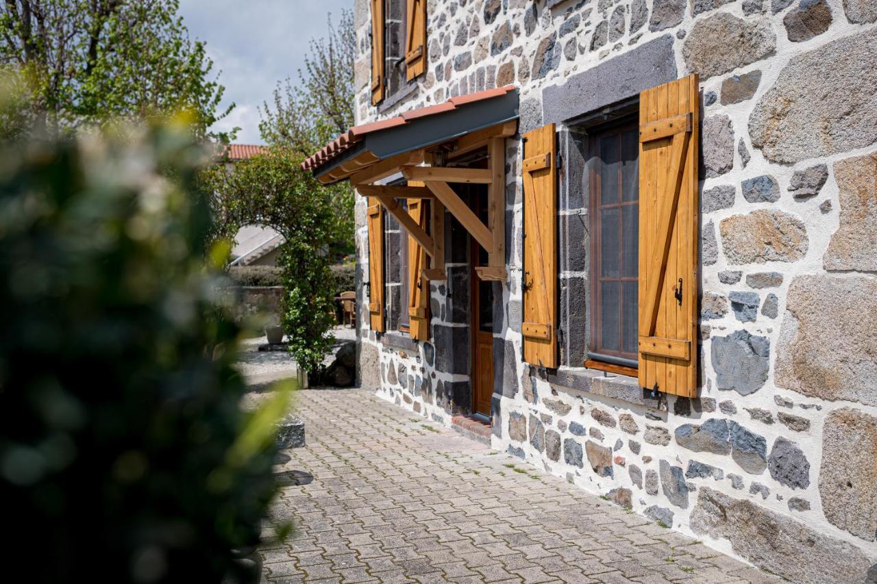 Maison D'Hote La Grange Aux Ayres Olloix المظهر الخارجي الصورة